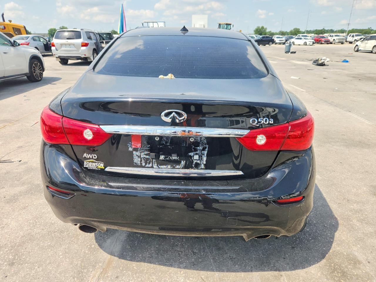 2015 INFINITI Q50