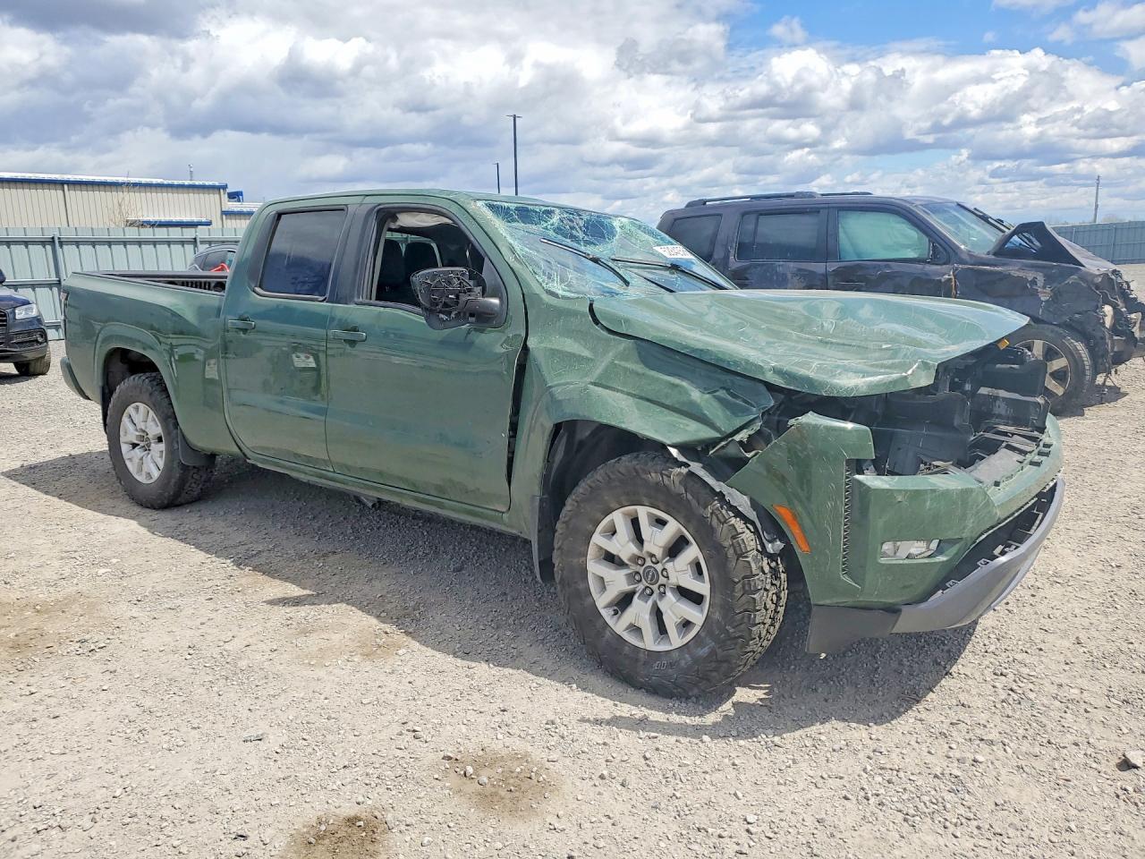 2023 NISSAN Frontier