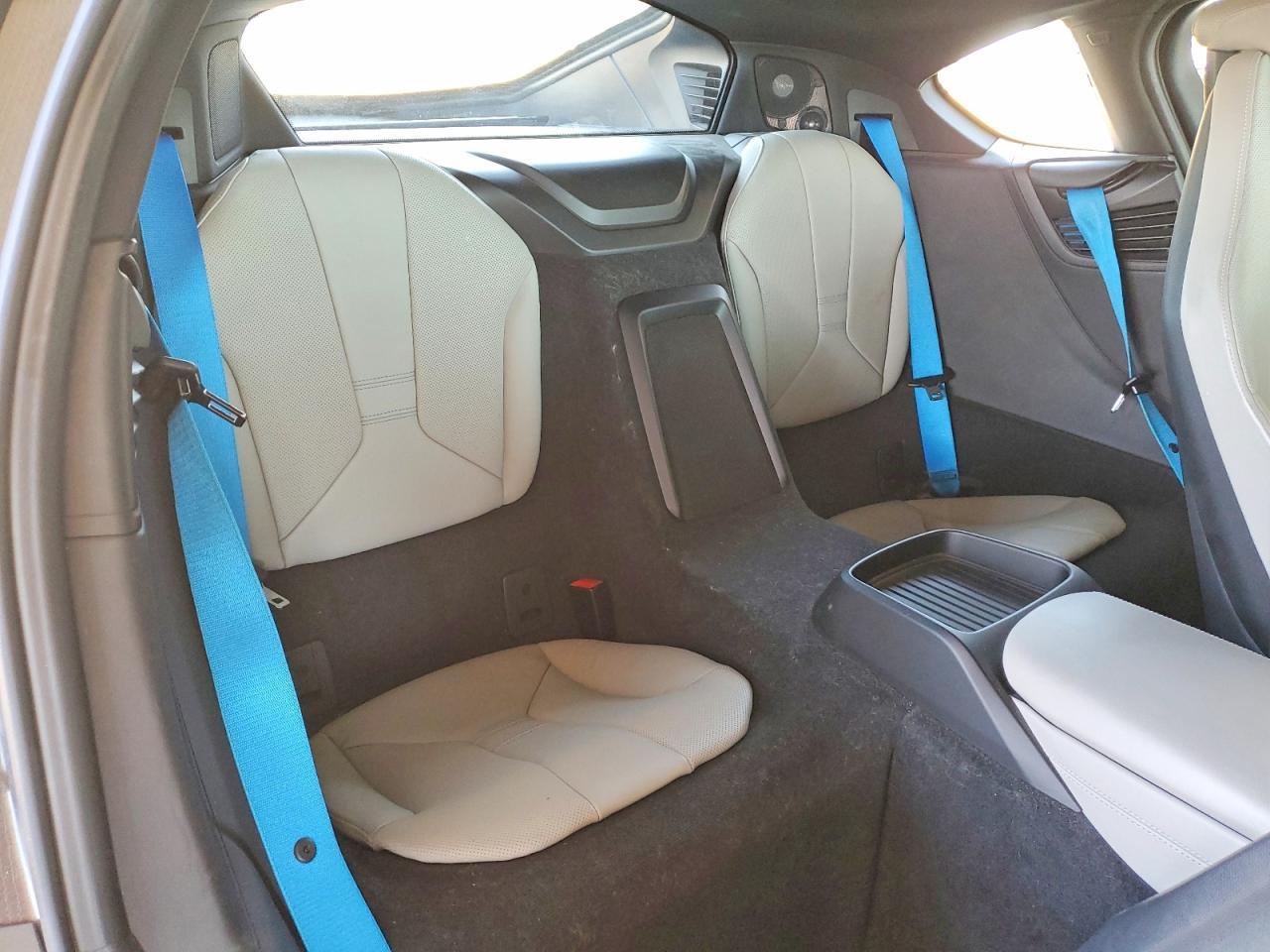 2014 BMW i8