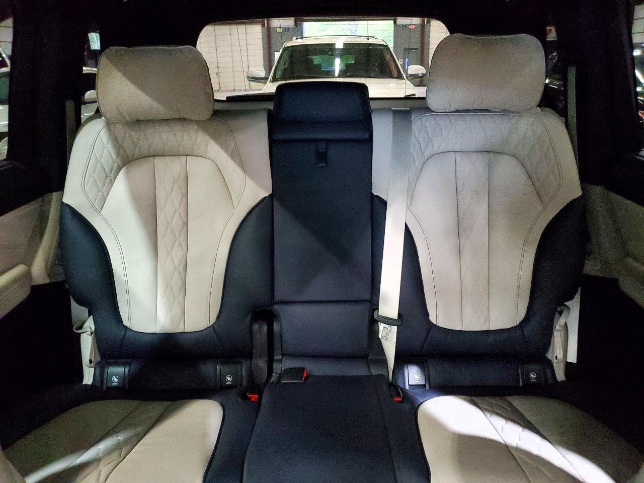 2020 BMW X7