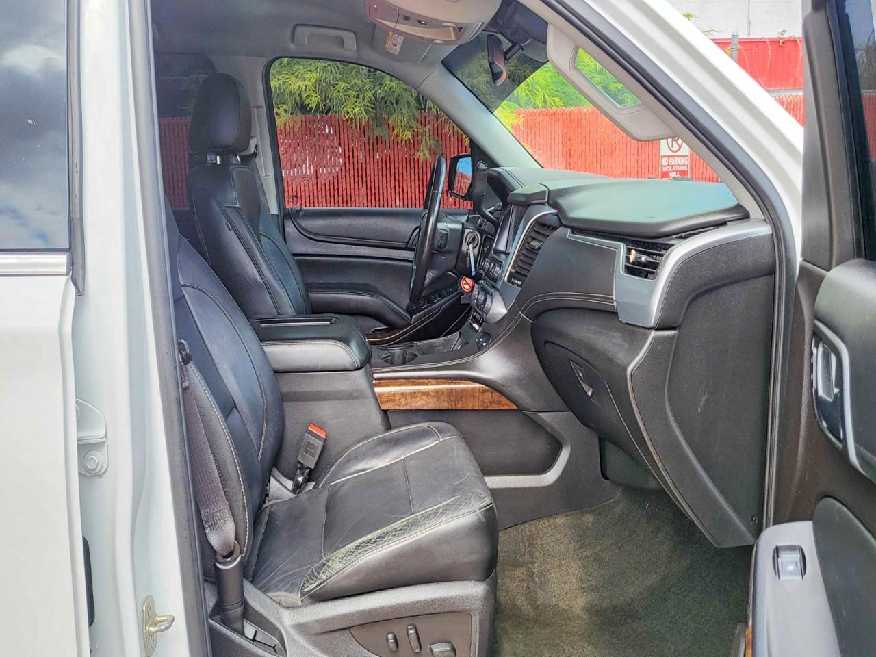 2016 CHEVROLET Tahoe