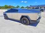 2025 TESLA Cybertruck