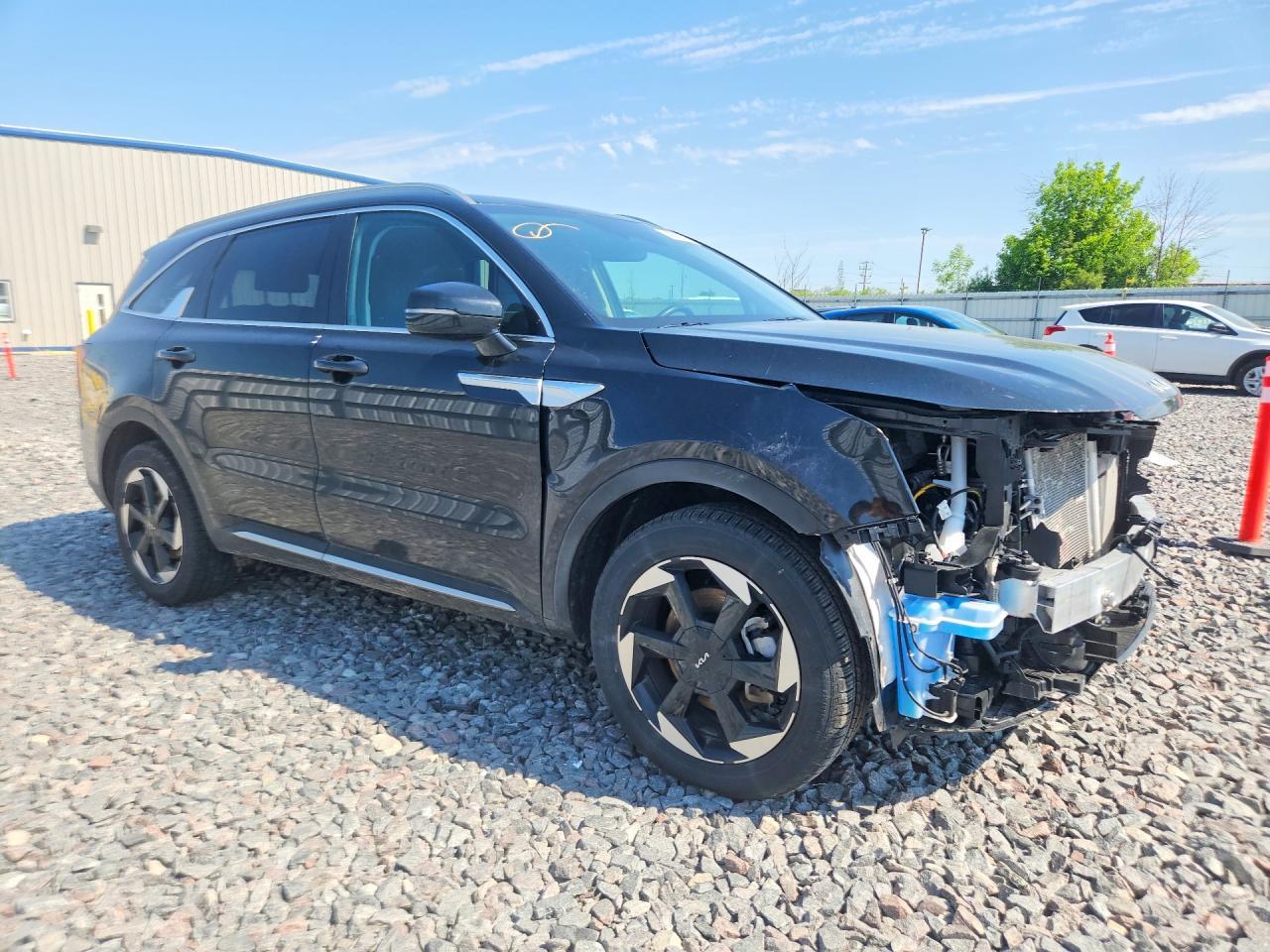 2025 KIA SORENTO