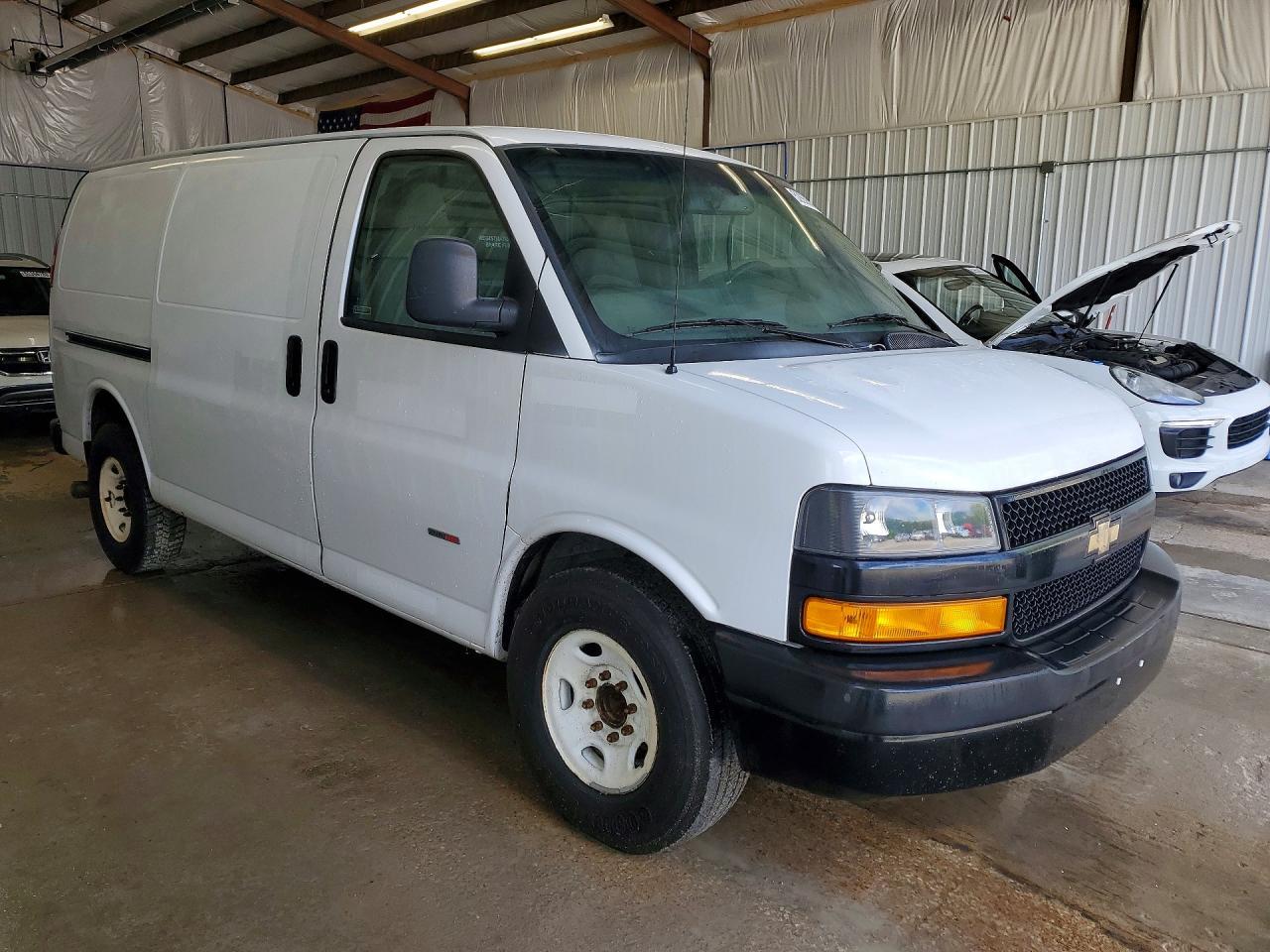 2019 CHEVROLET EXPRESS 2500
