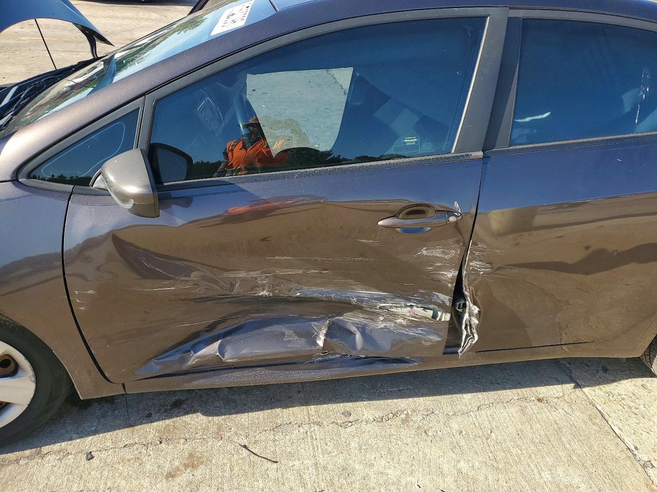 2017 KIA FORTE