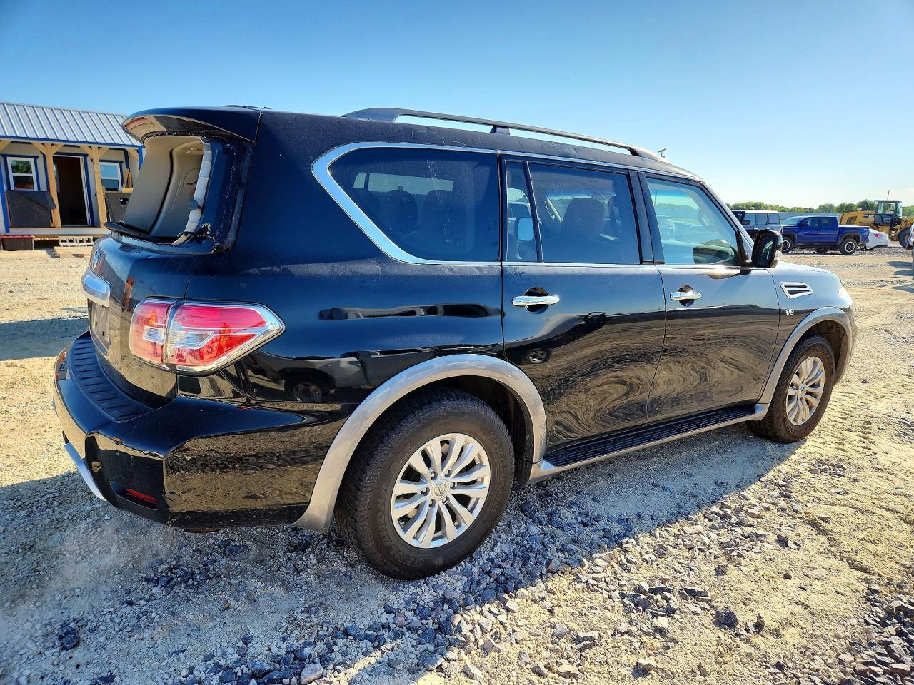 2017 NISSAN Armada
