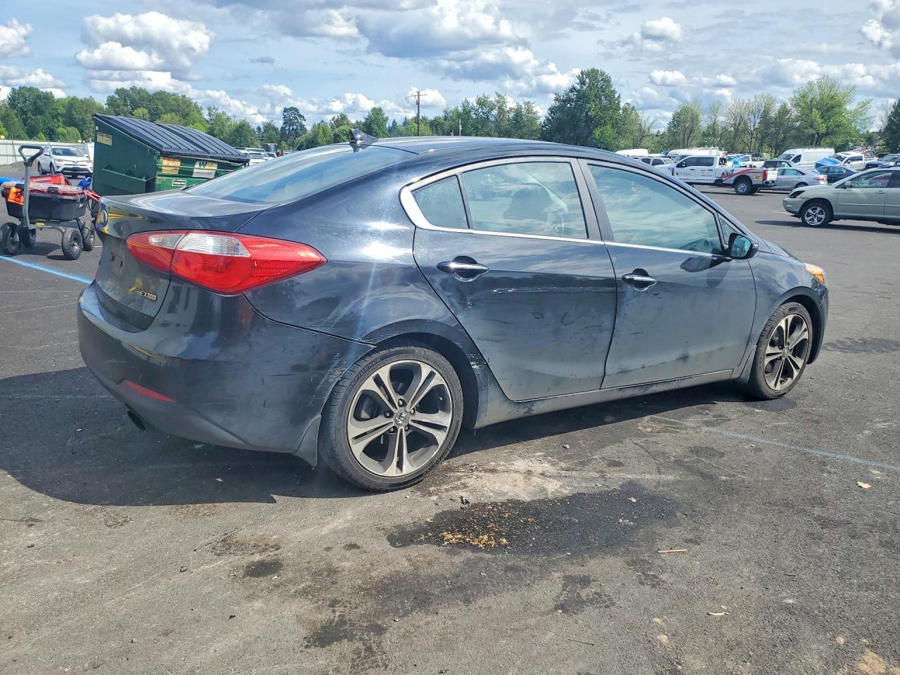 2014 KIA FORTE
