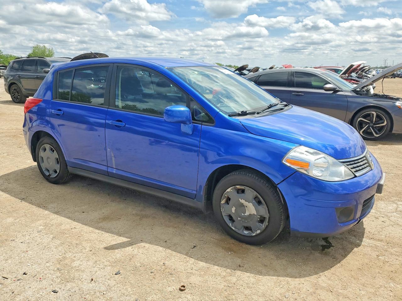 2009 NISSAN VERSA