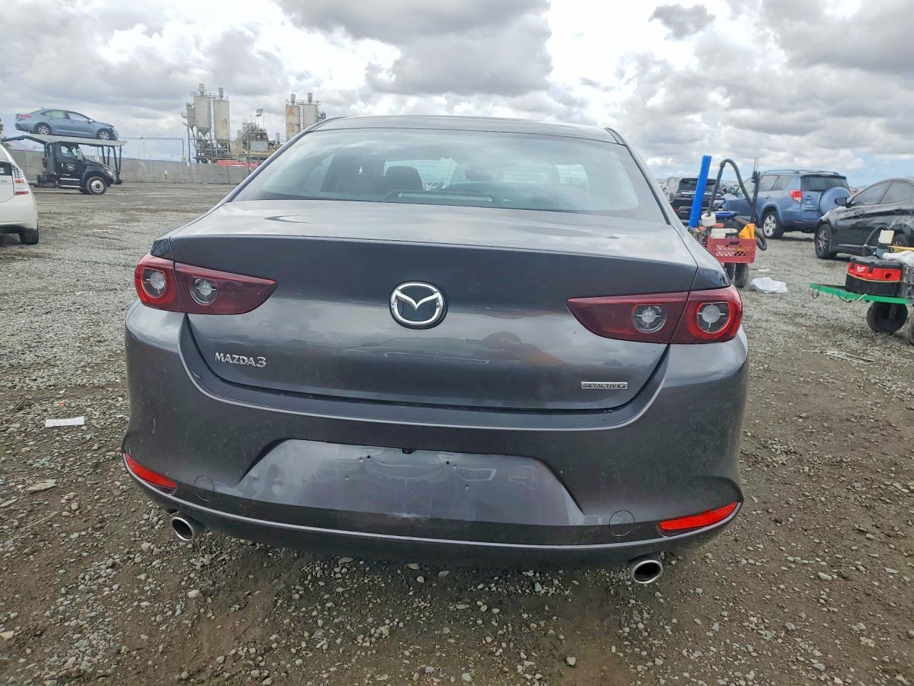 2025 MAZDA 3