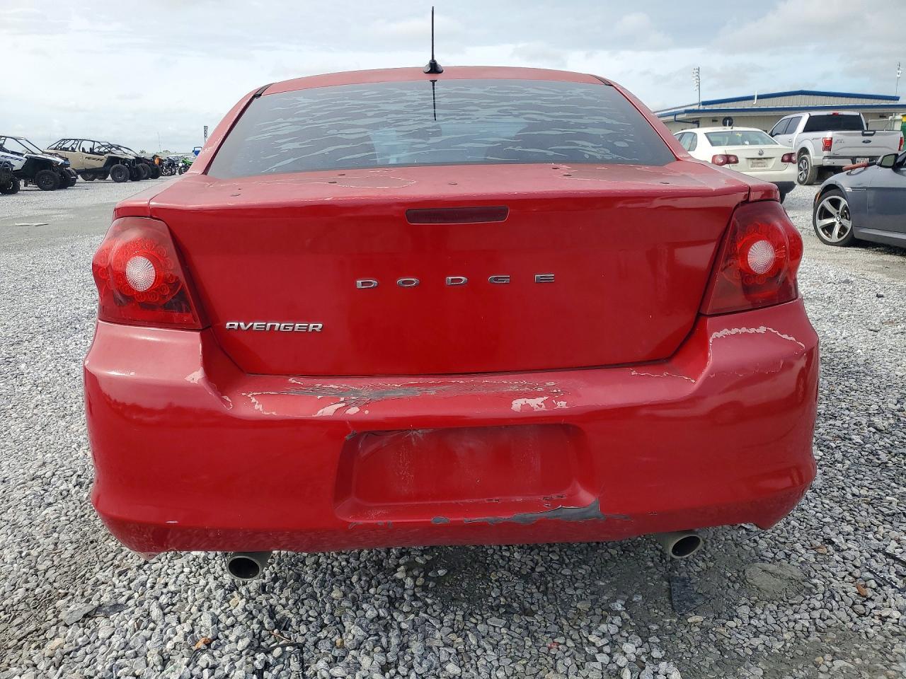 2012 DODGE Avenger