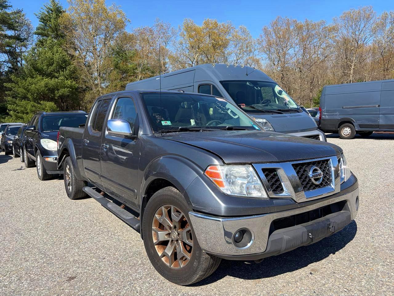 2016 NISSAN Frontier