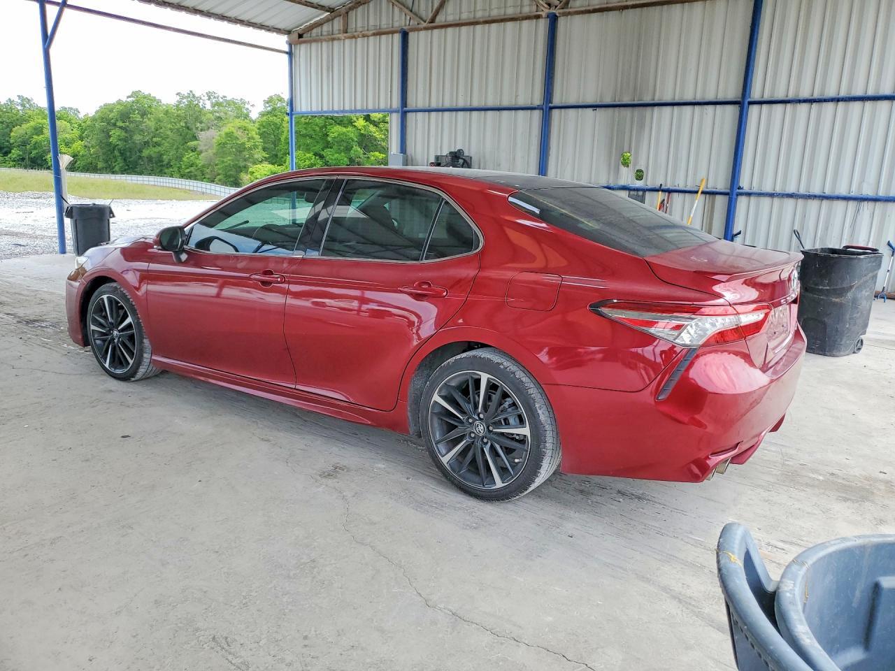 2018 TOYOTA CAMRY