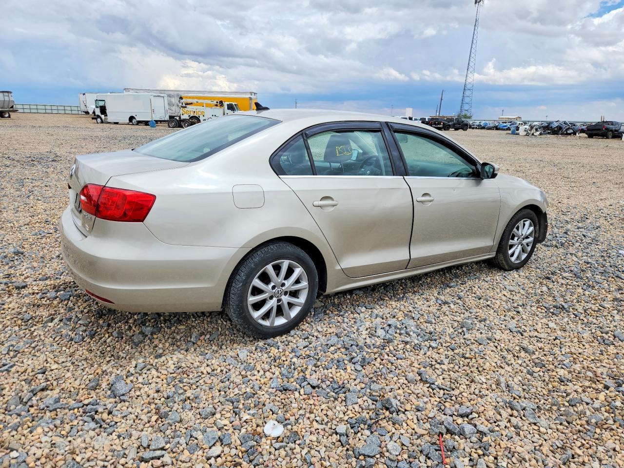 2013 VOLKSWAGEN JETTA