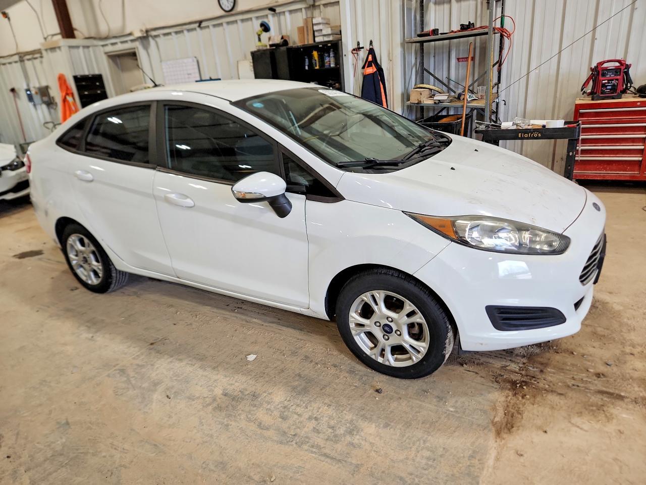 2015 FORD Fiesta