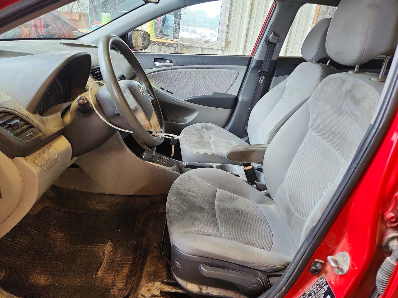 2014 HYUNDAI ACCENT