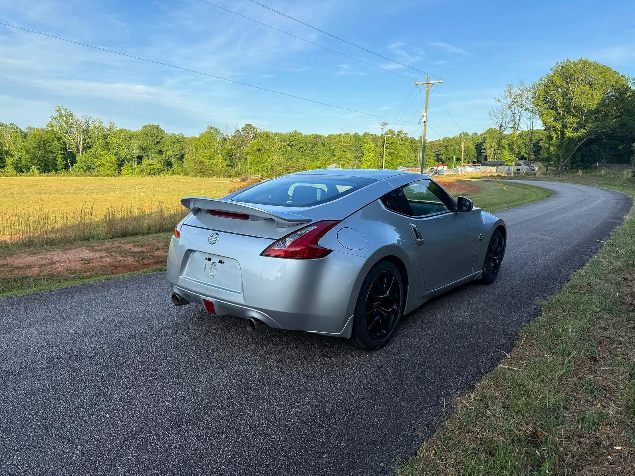 2016 NISSAN 370Z