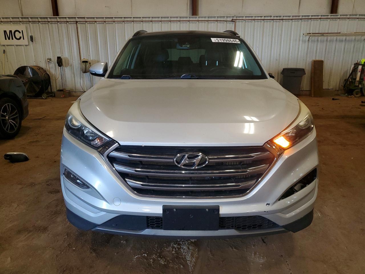 2016 HYUNDAI TUCSON