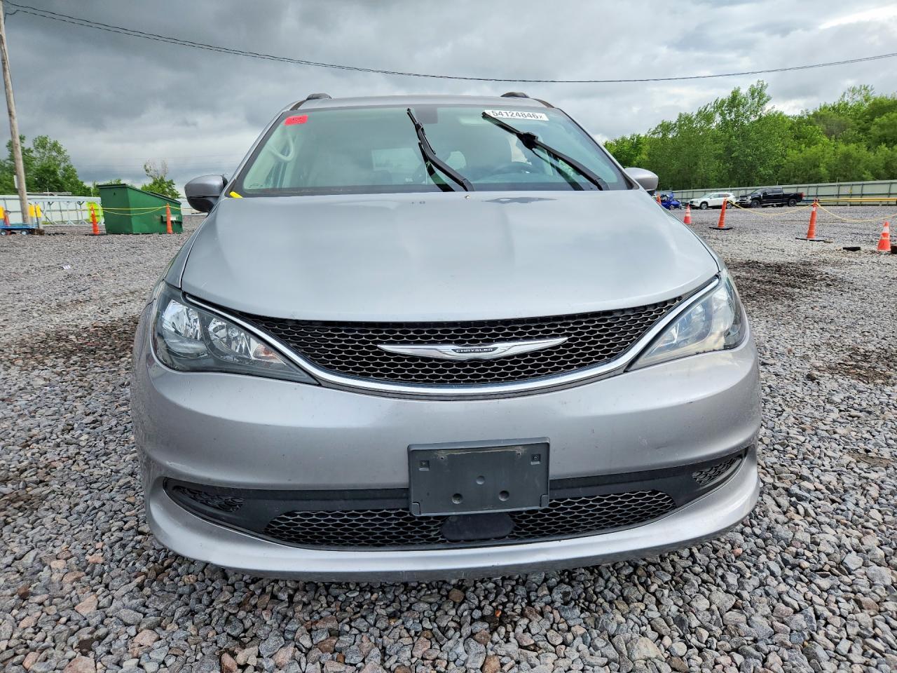 2021 CHRYSLER Voyager