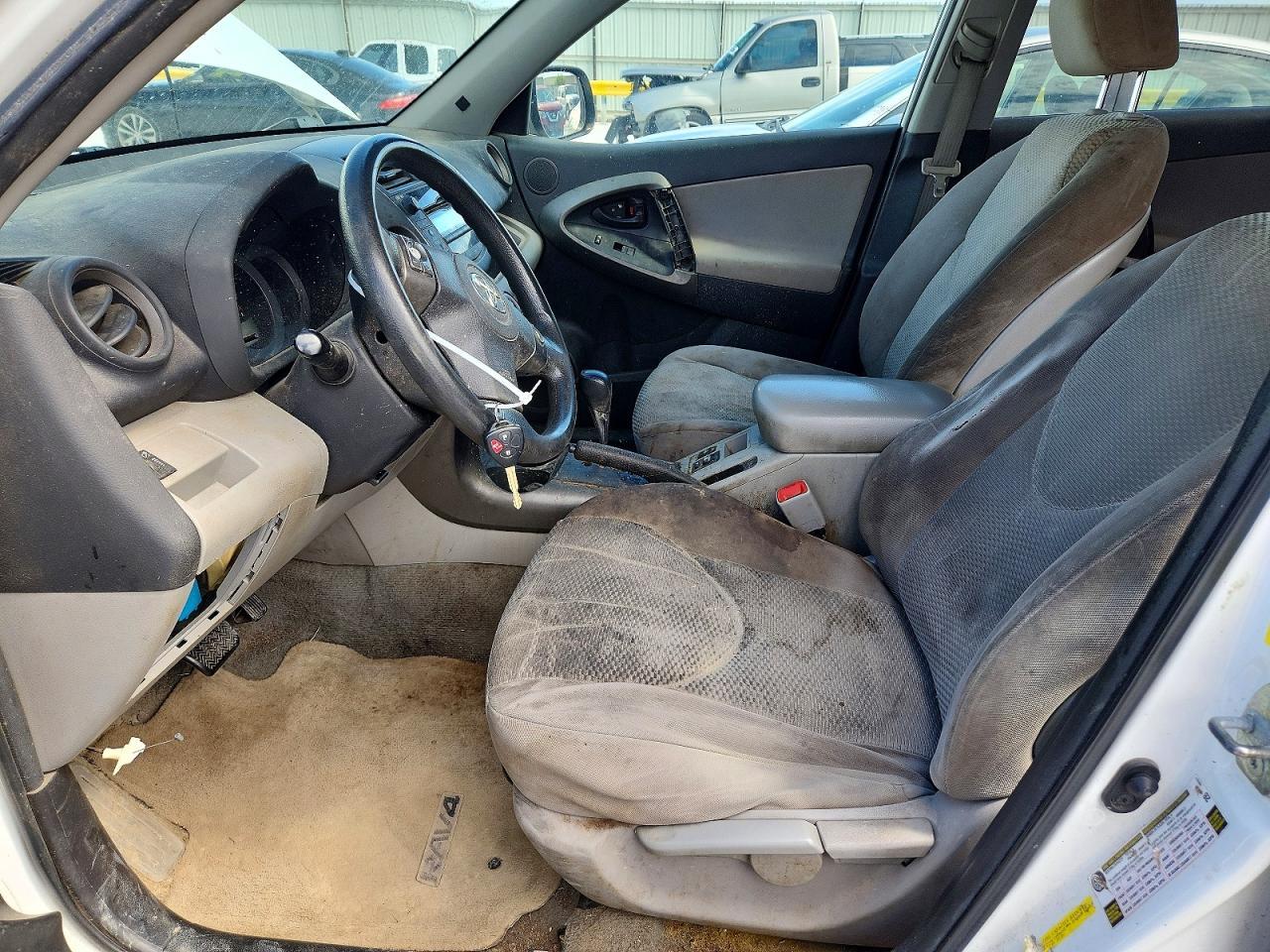 2011 TOYOTA RAV4