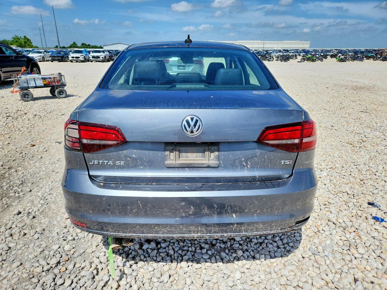 2018 VOLKSWAGEN JETTA