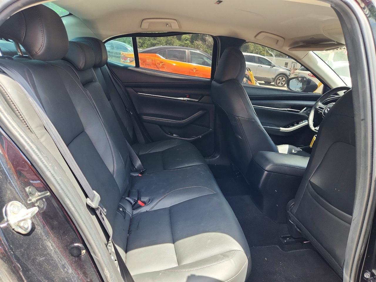 2019 MAZDA 3