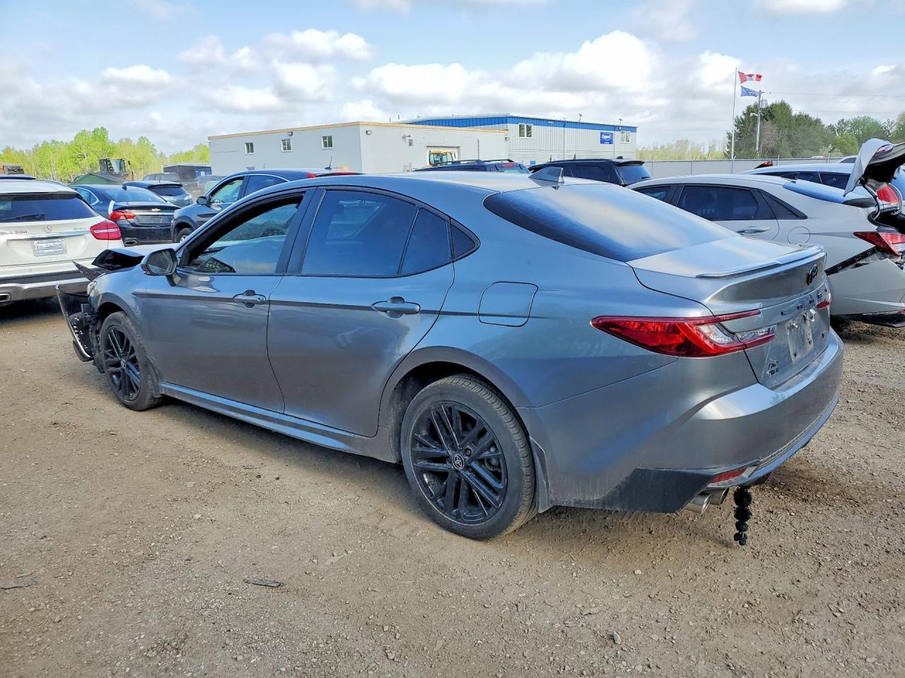 2025 TOYOTA CAMRY