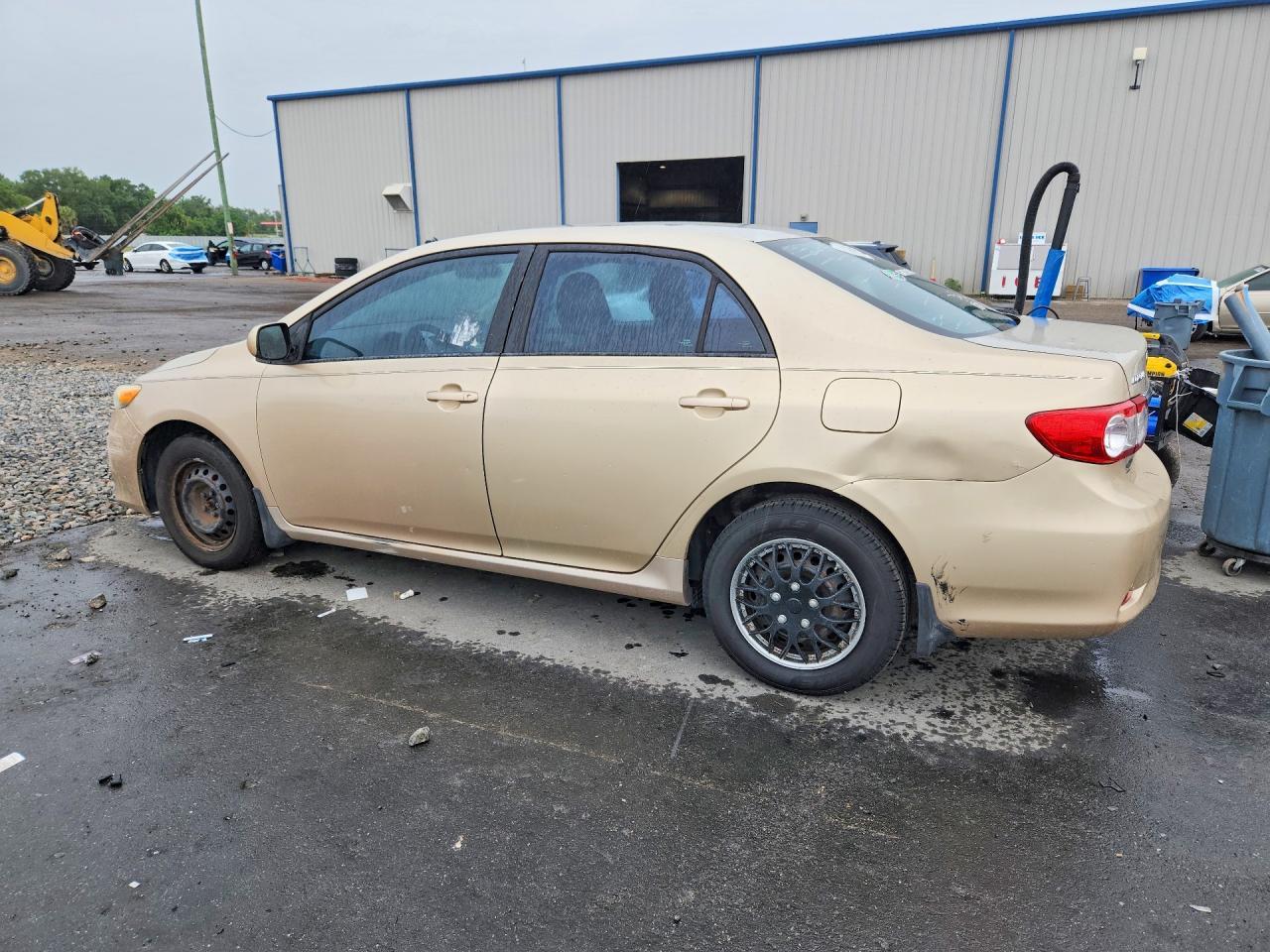 2011 TOYOTA COROLLA