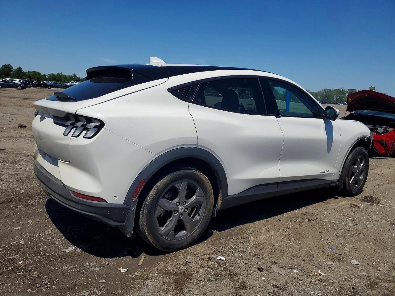 2021 FORD Mustang Mach-E