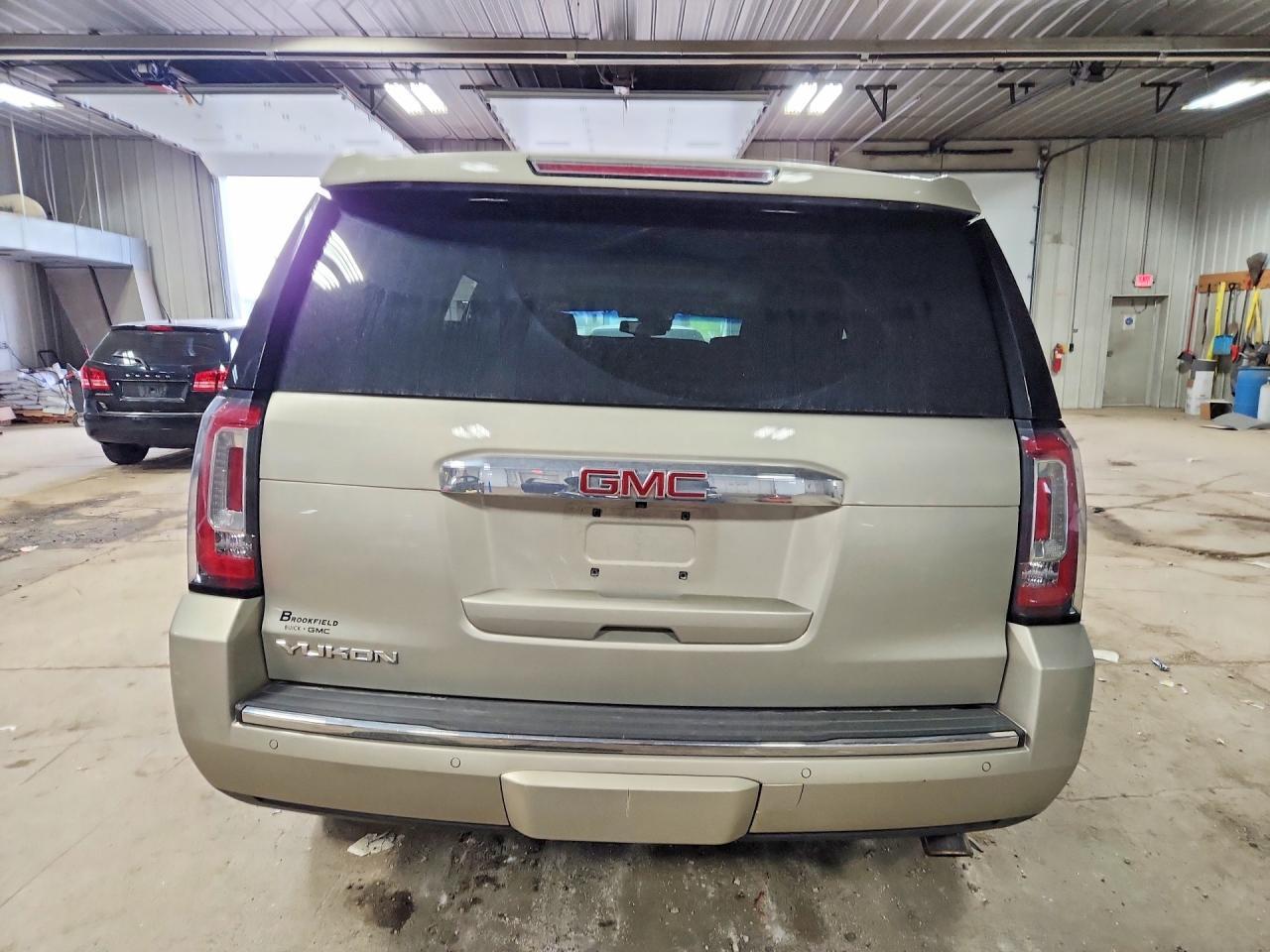 2016 GMC Yukon