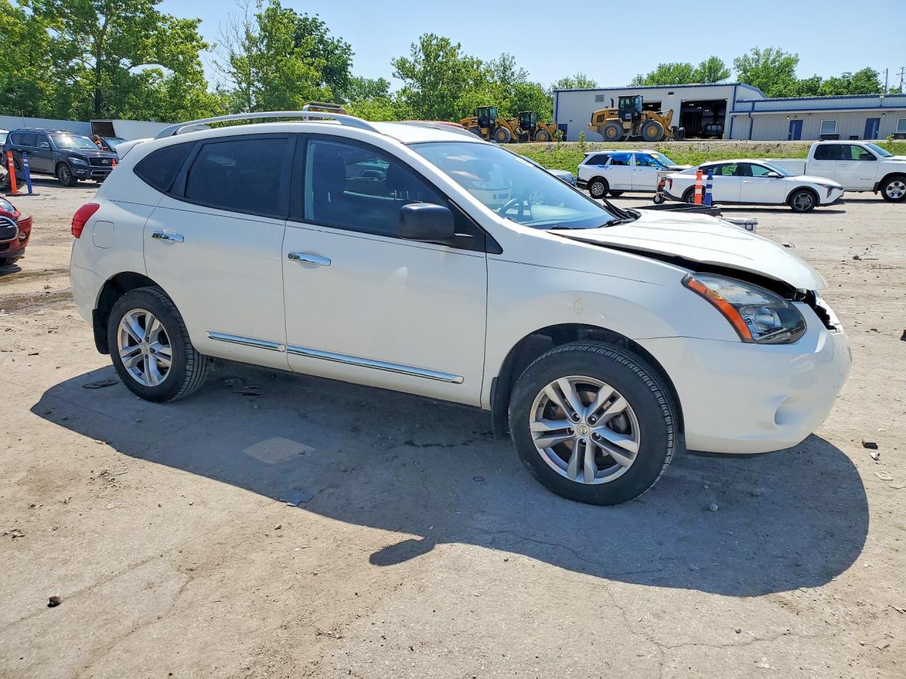 2015 NISSAN ROGUE