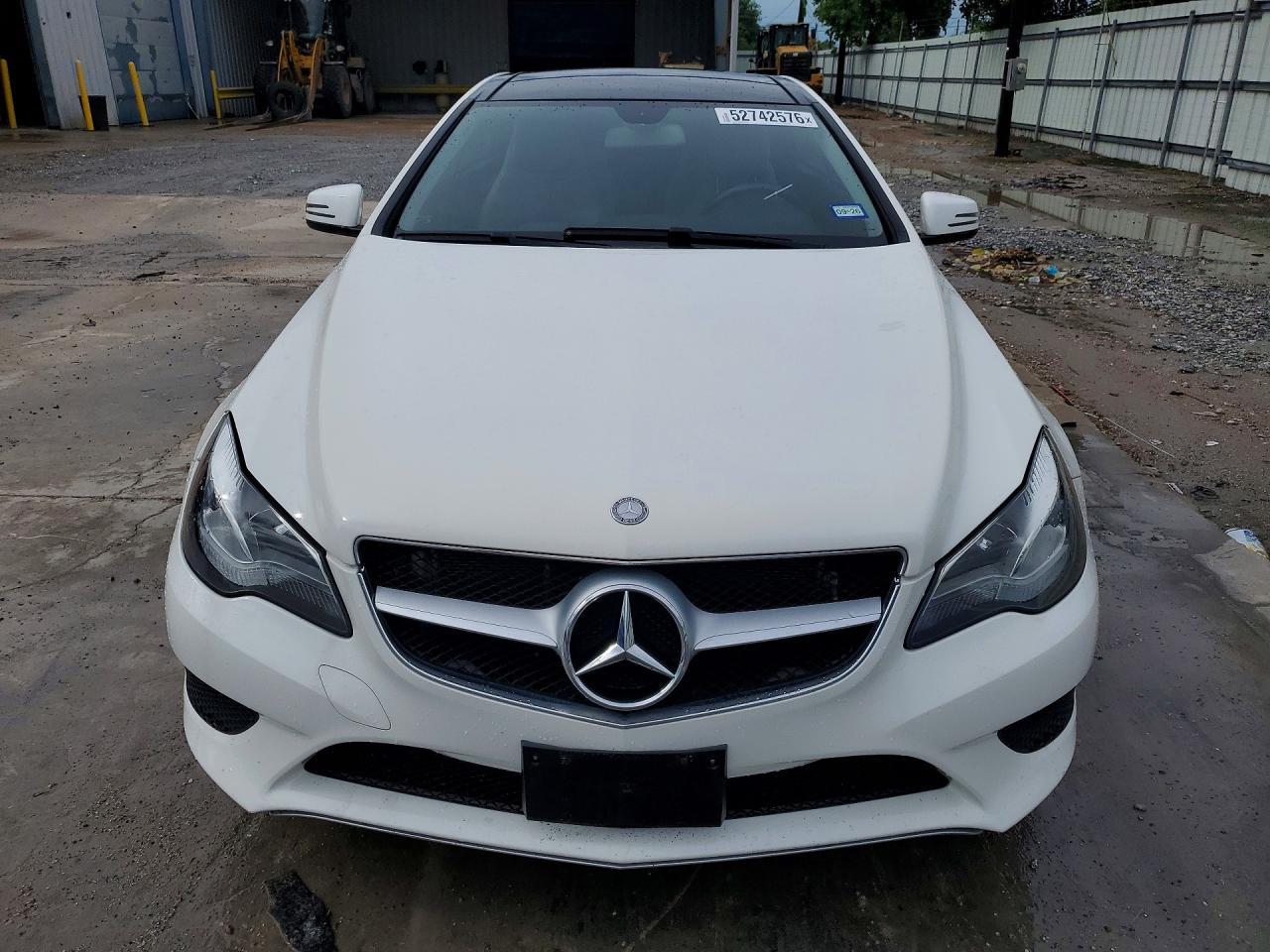 2016 MERCEDES-BENZ E-Class