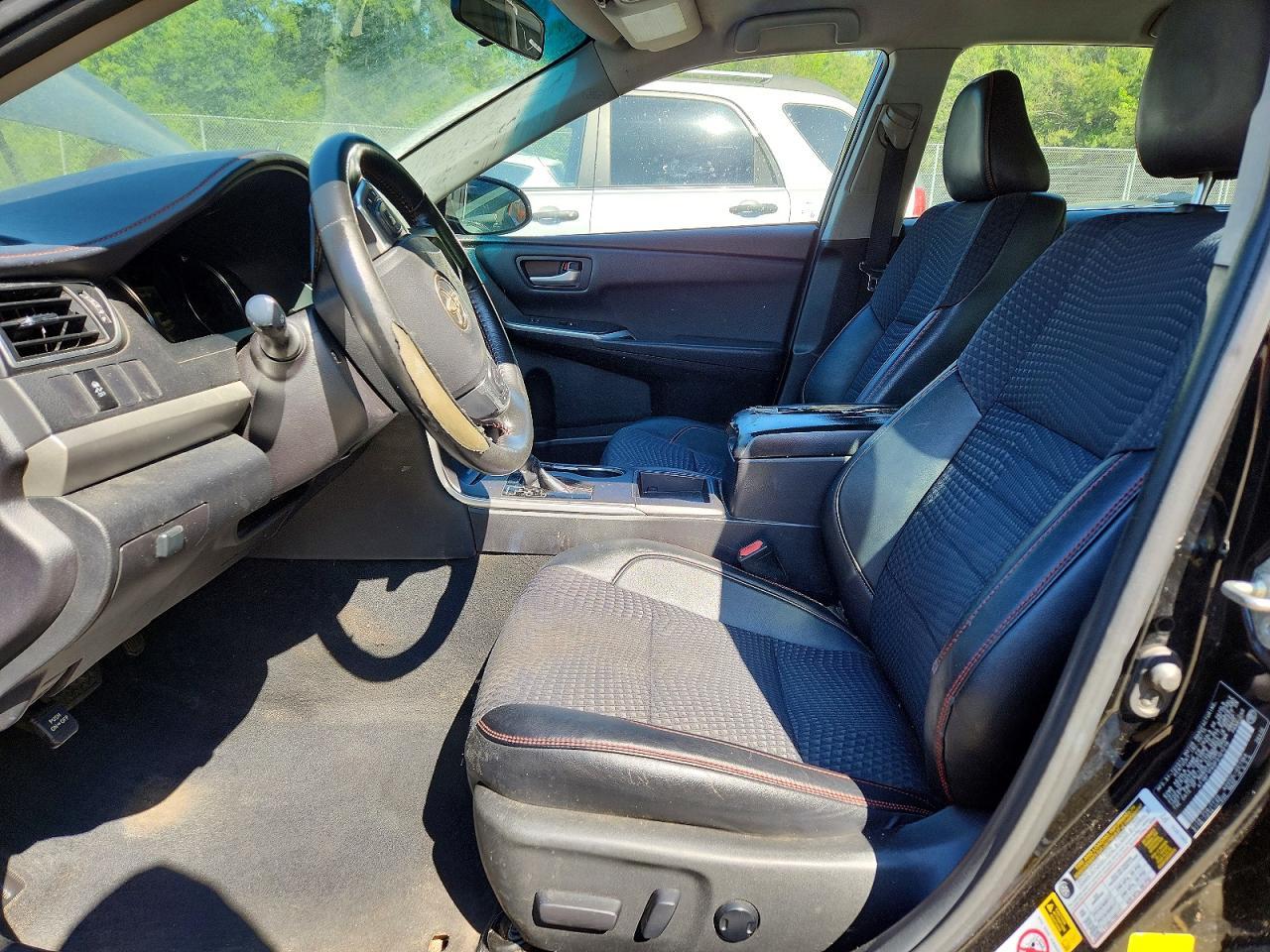 2015 TOYOTA CAMRY