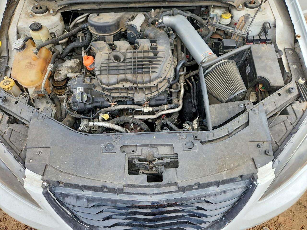 2012 CHRYSLER 200