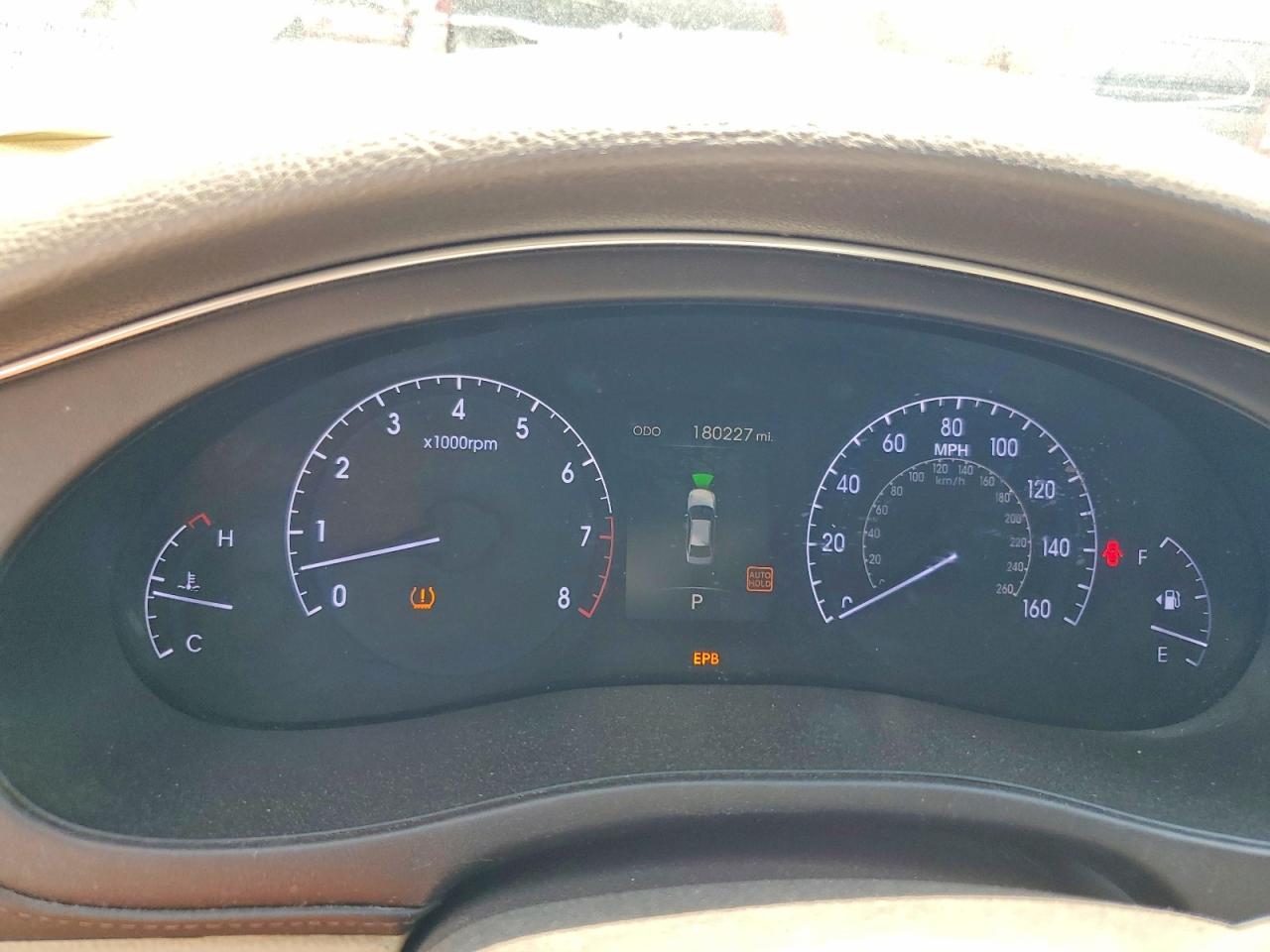 2013 HYUNDAI GENESIS