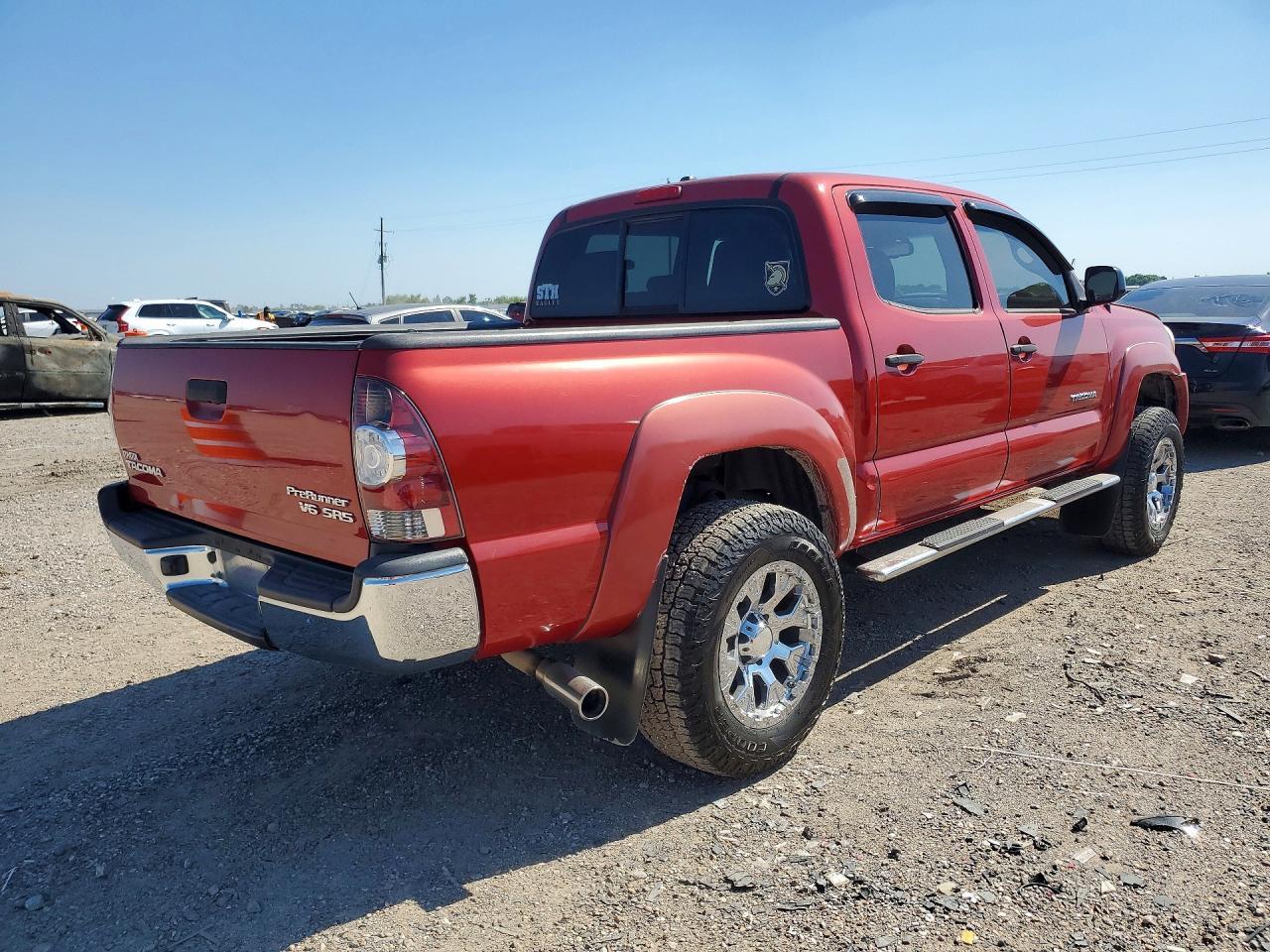 2011 TOYOTA TACOMA