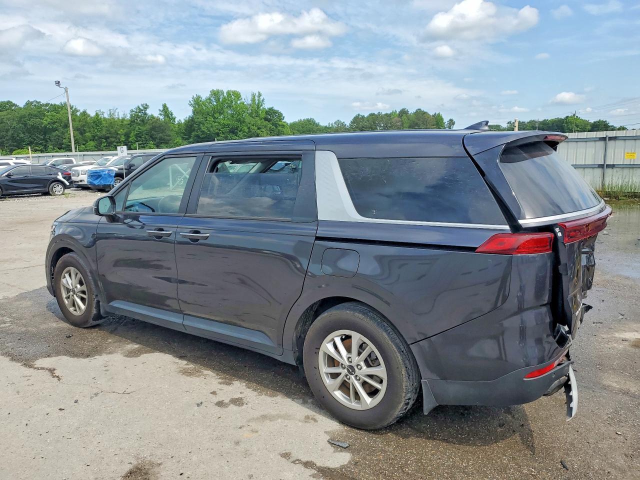 2023 KIA Carnival