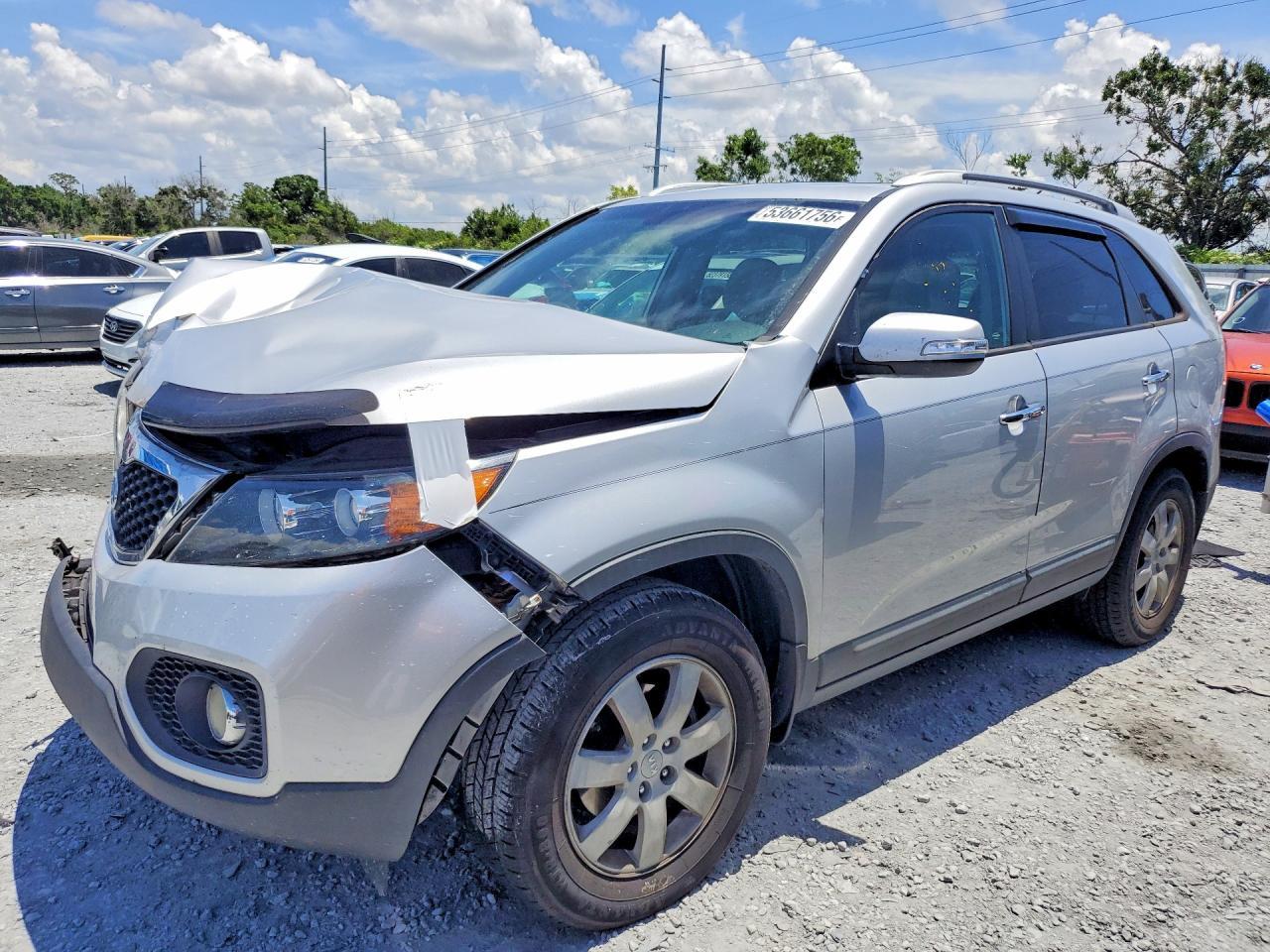 2013 KIA SORENTO