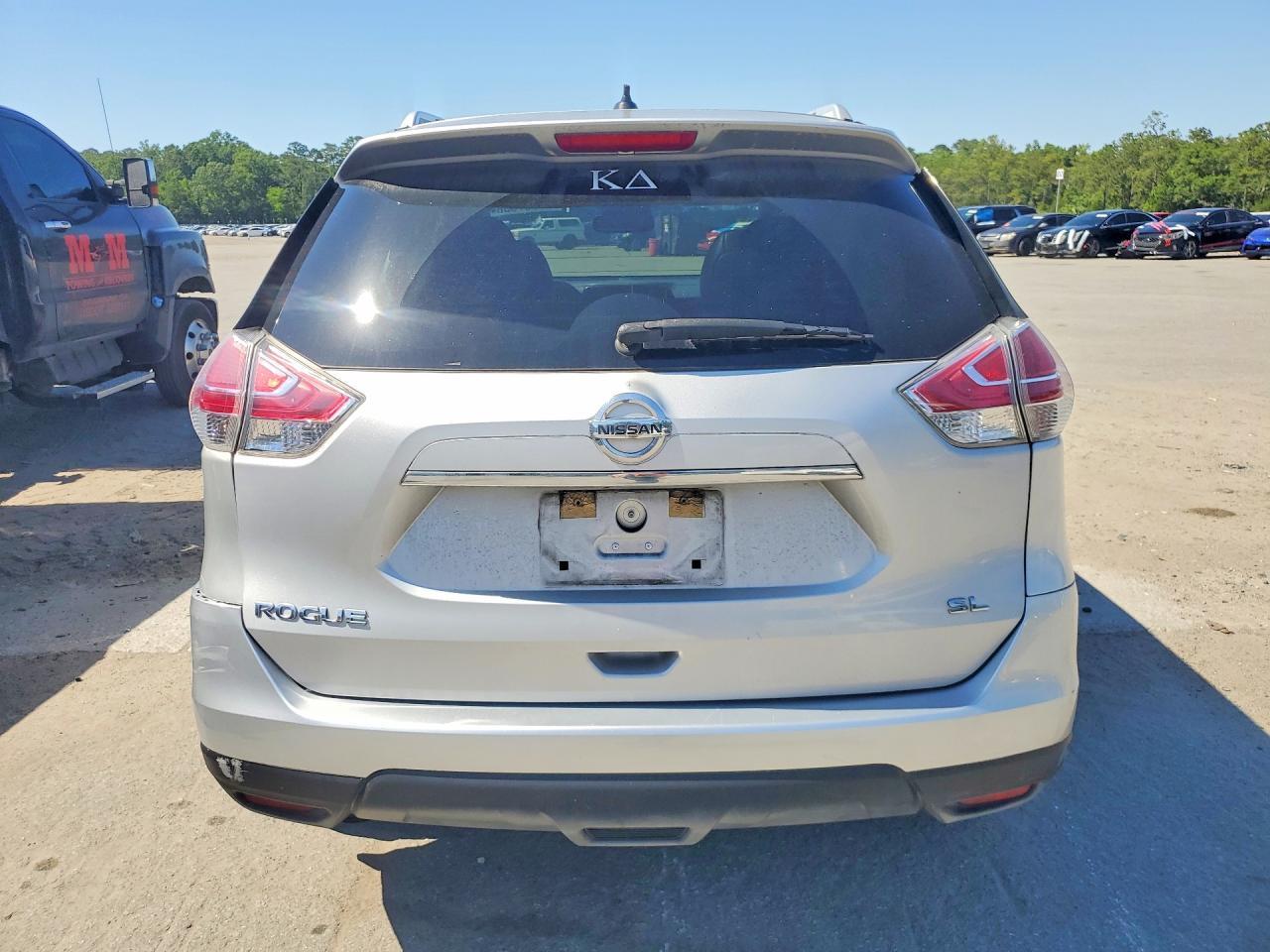 2015 NISSAN ROGUE