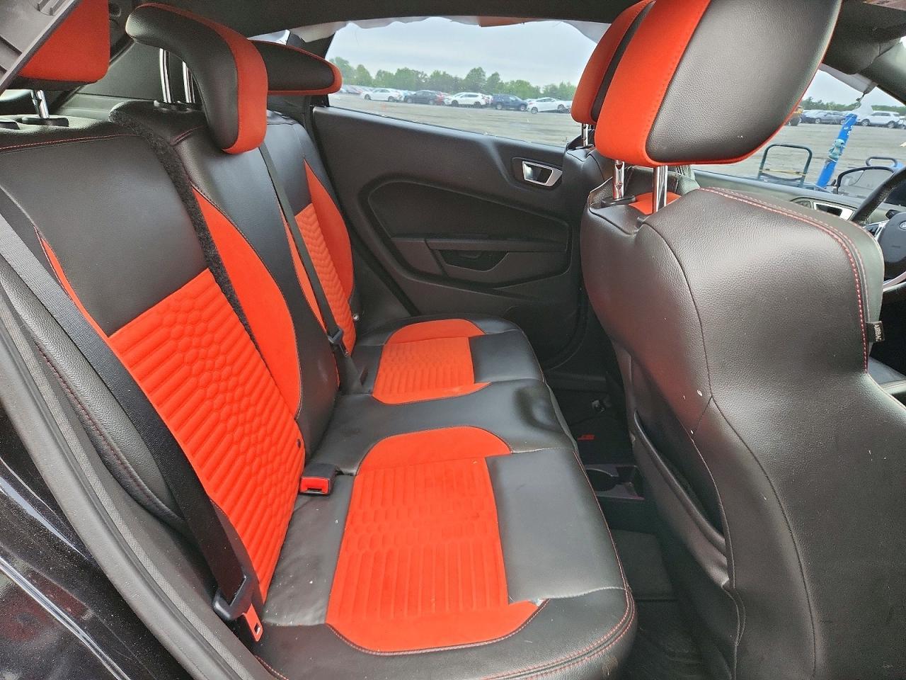 2014 FORD Fiesta