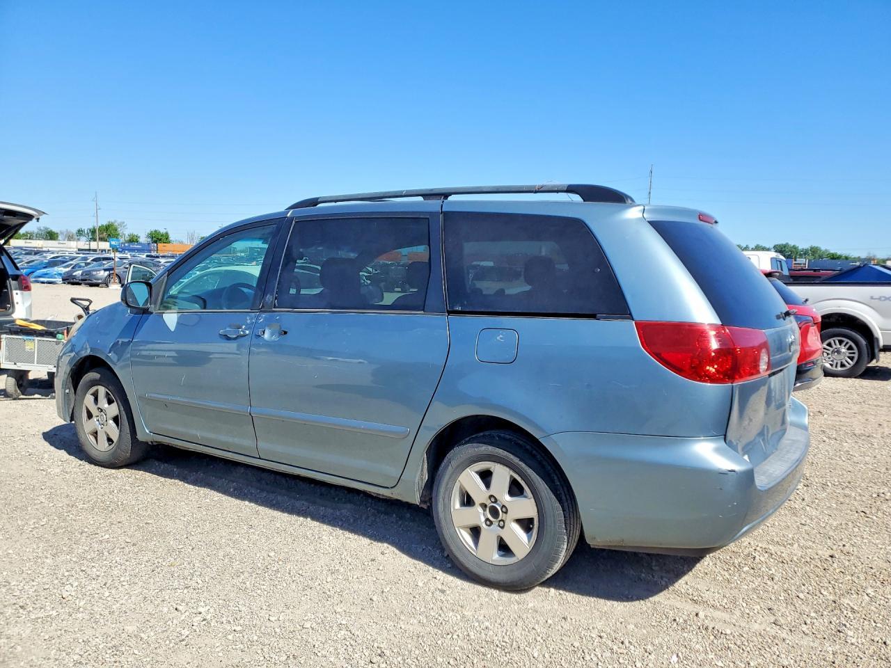 2006 TOYOTA SIENNA