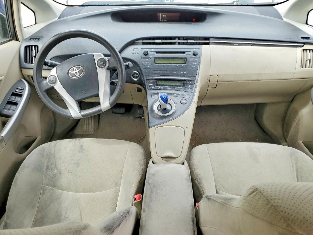 2011 TOYOTA PRIUS