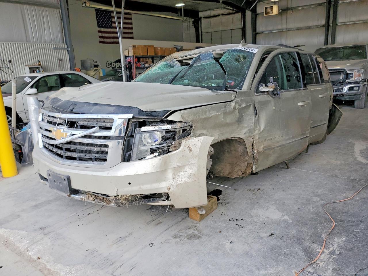 2015 CHEVROLET Suburban