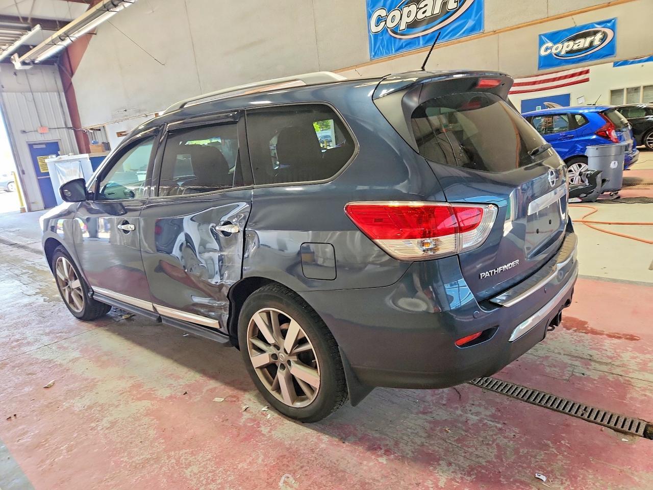 2016 NISSAN PATHFINDER