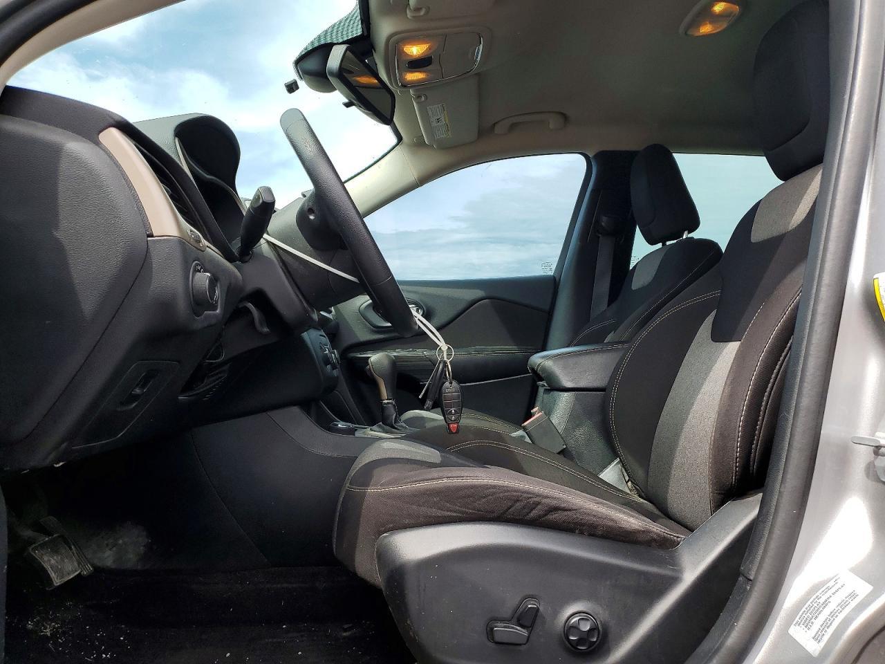 2016 JEEP CHEROKEE