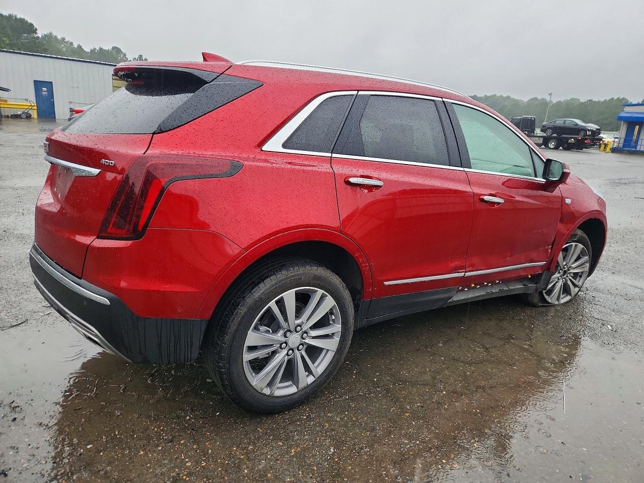2025 CADILLAC XT5