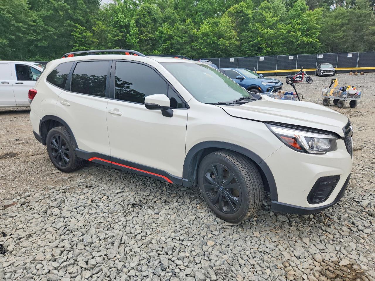 2019 SUBARU FORESTER