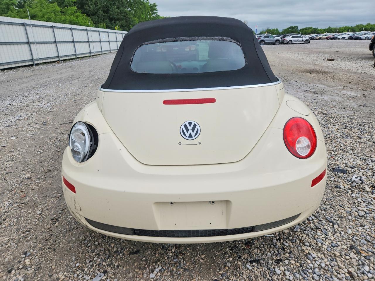 2009 VOLKSWAGEN Beetle