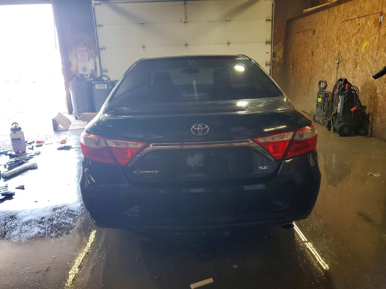 2015 TOYOTA CAMRY