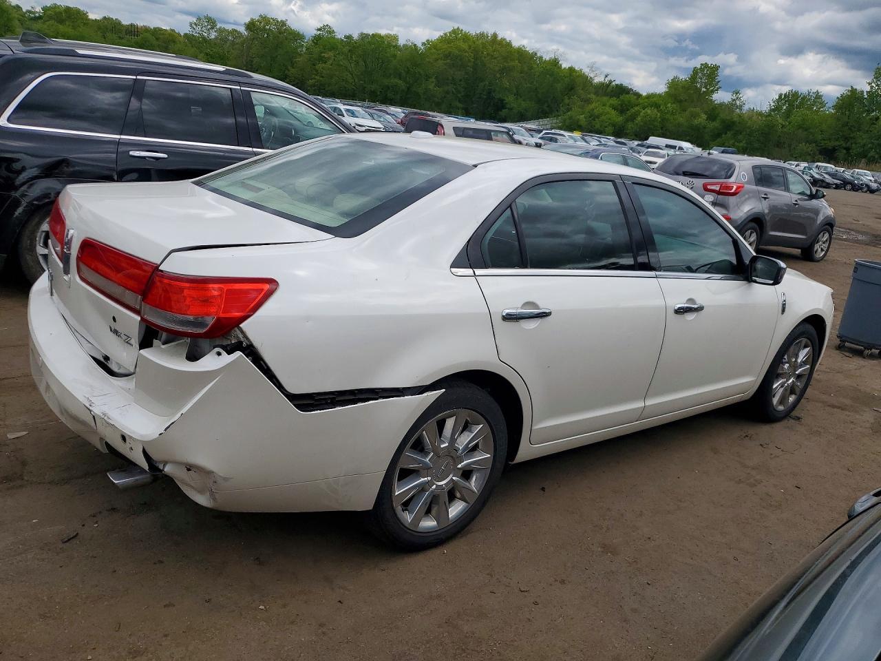 2010 LINCOLN MKZ
