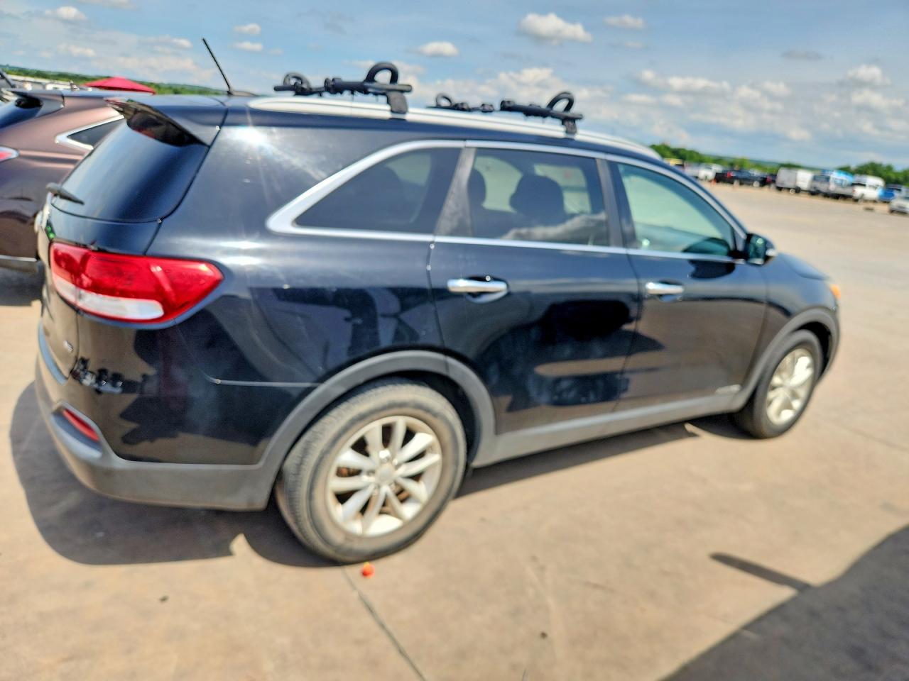 2017 KIA SORENTO